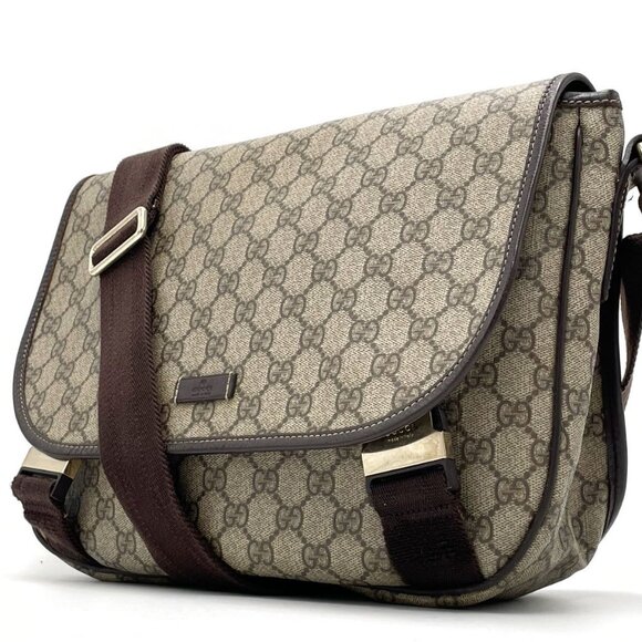 Gucci Handbags - Authentic Gucci GG Logo Canvas Plus Supreme Messenger Bag Monogram Flap Tote Tan